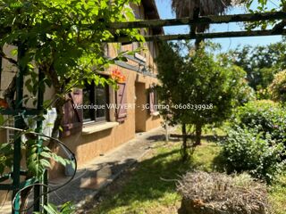  Maison  vendre 8 pices 180 m