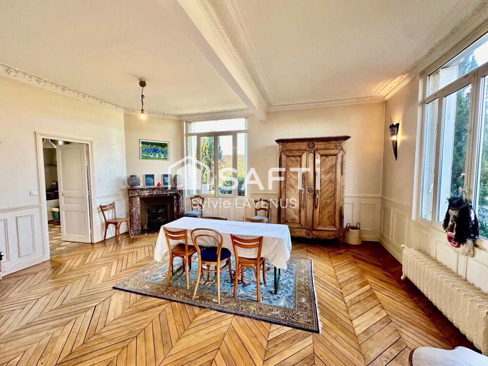 Vente Maison EN EXCLUSIVITE A SOISSONS, BELLE PROPRIETE DE 222 M2 SUR SOUS-SOL COMPLET, VASTE GARAGE, PISCINE ET CAVE SUR SON TERRAIN DE 1370 Soissons