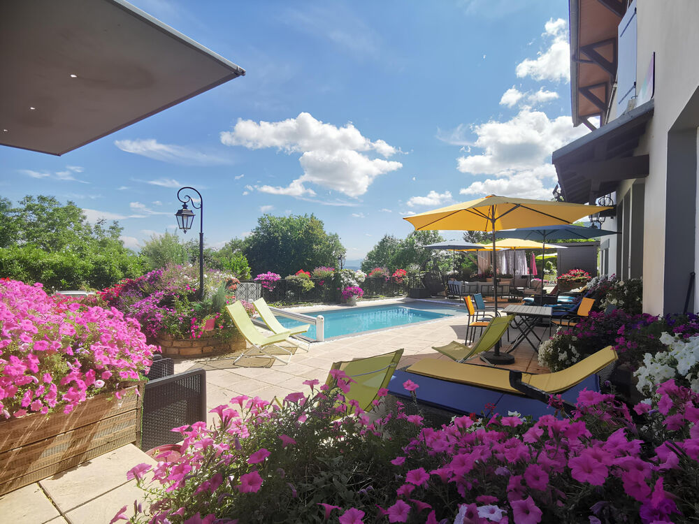 Vente Immeuble Grande maison environ 660 m2 habitables VALROMEY-SUR-SERAN 01260 Artemare