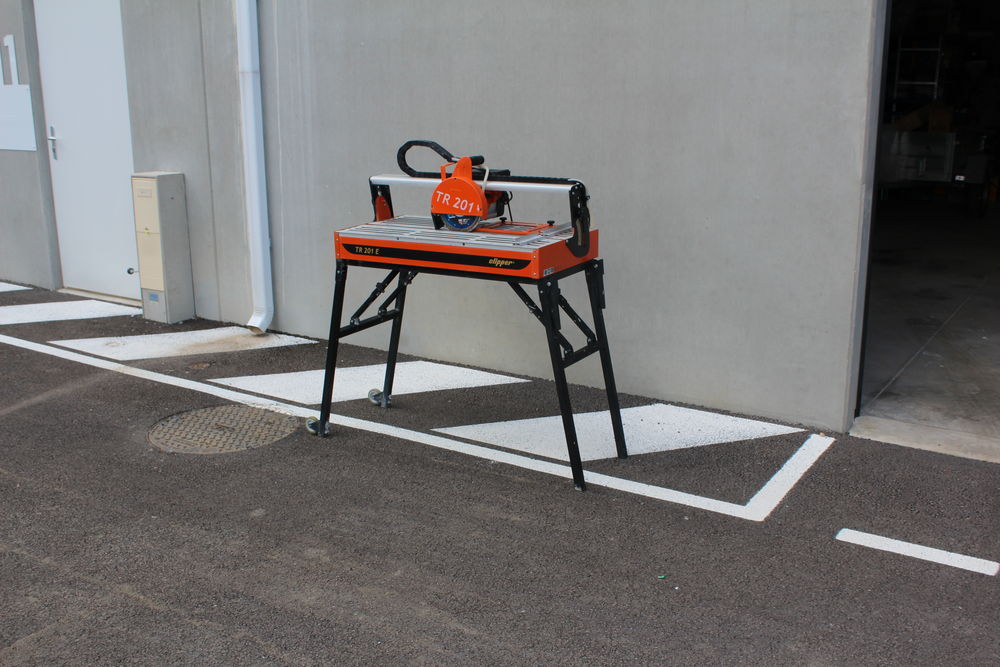 Carrelette &eacute;lectrique Clipper TR 201 E professionnelle Bricolage