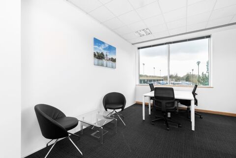 Espace de bureau privé pour 3 personnes à Gentilly, Le Ker 1099 94250 Gentilly