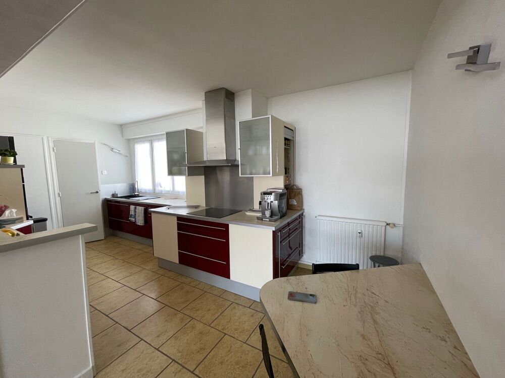 vente Appartement - 4 pice(s) - 110 m Vichy (03200)