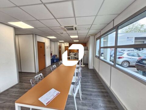 Bureaux - A LOUER - 400 m² non divisibles 3000 77090 Collegien