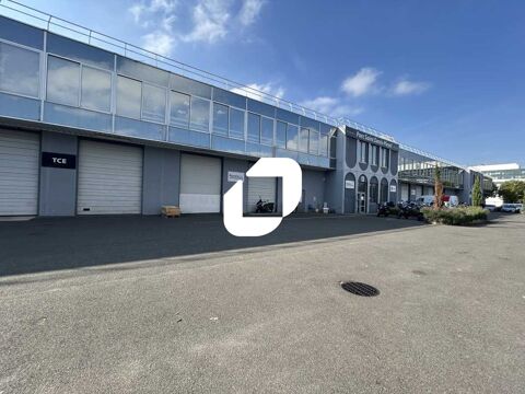Rare sur le secteur, à visiter rapidement ! - 1 077 m² non divisibles 15258 93200 Saint denis