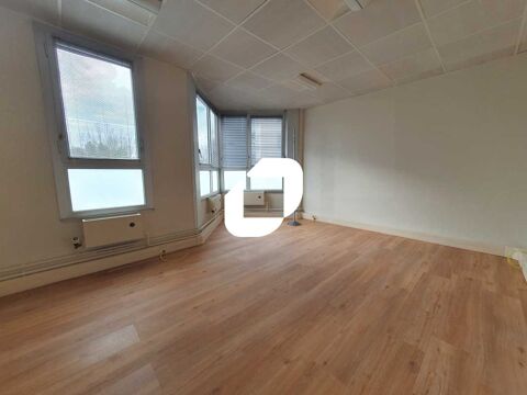 Bureaux - A LOUER - 99 m² divisibles à partir de 16 m² 1371 93160 Noisy le grand
