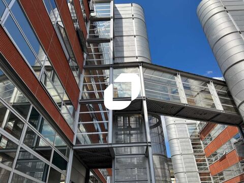 Locaux d'Activités - A LOUER - 216 m² non divisibles 3658 75019 Paris
