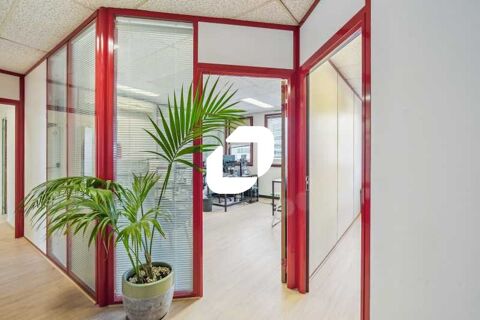 Bureaux - A LOUER - 250 m² divisibles à partir de 87 m² 3750 92700 Colombes