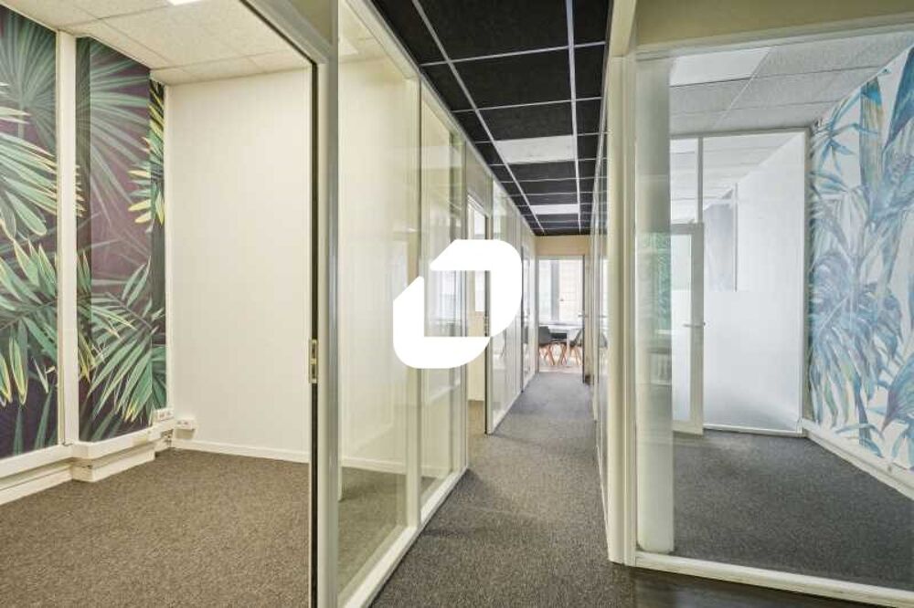   Bureaux climatiss - 150 m non divisibles 
